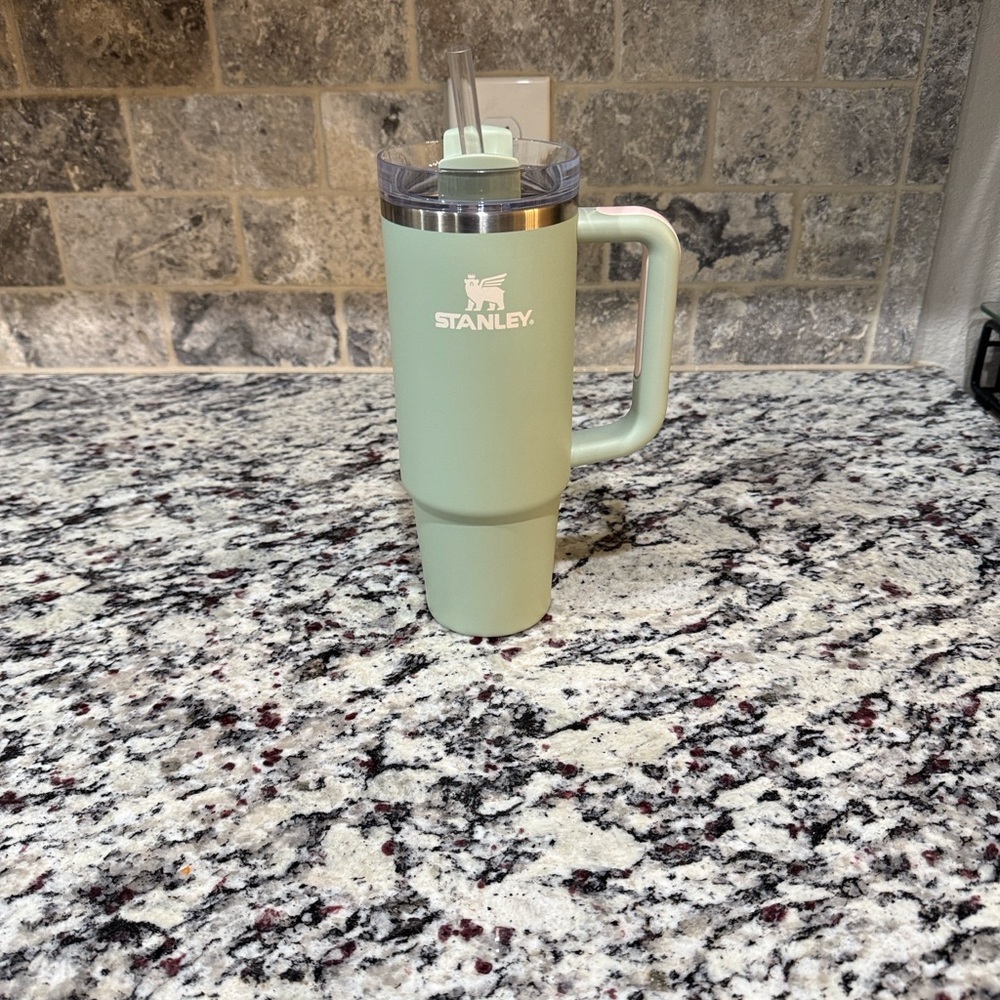 Stanley 30oz Lichen Quencher - Picture 6 of 10